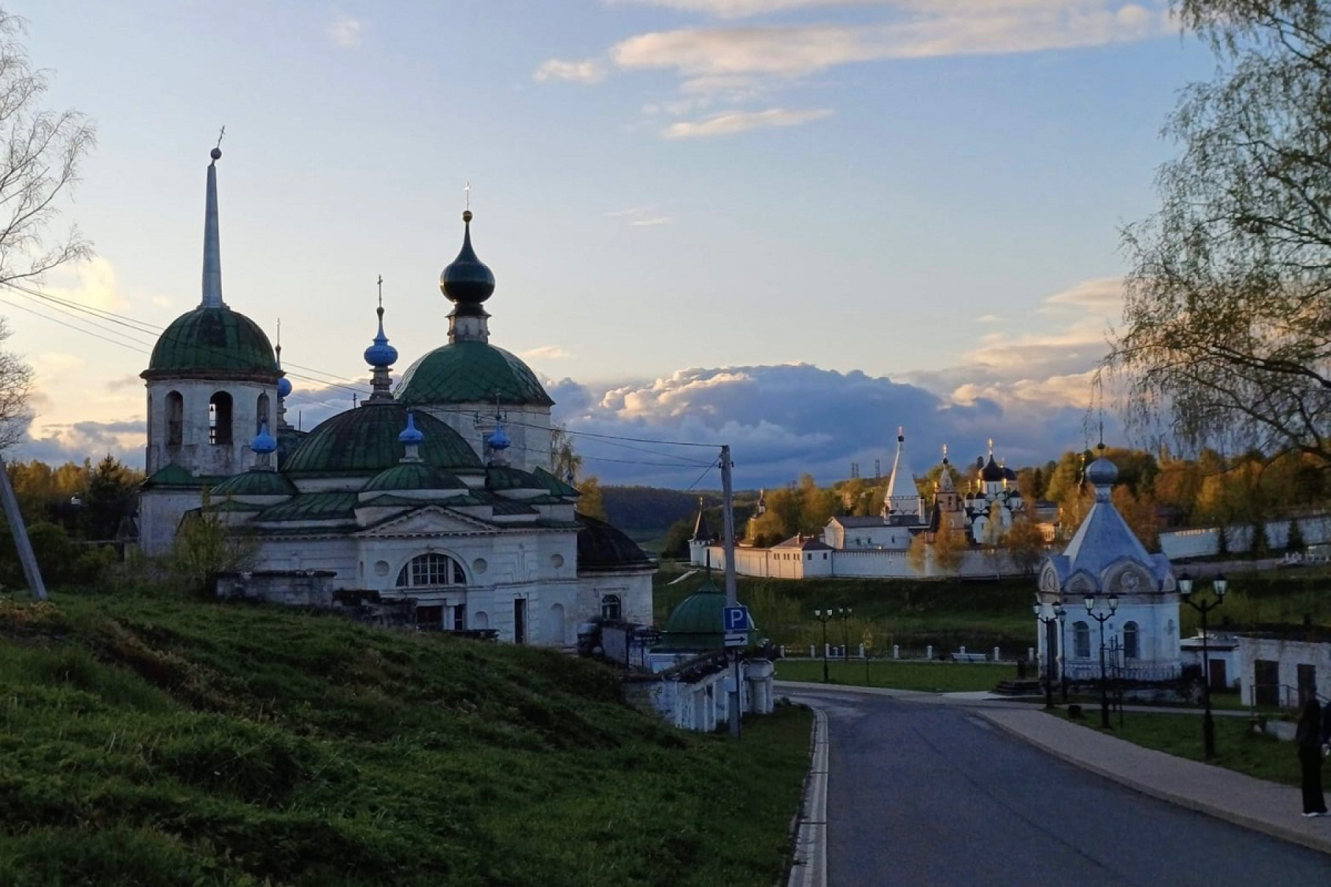 Изображение галереи