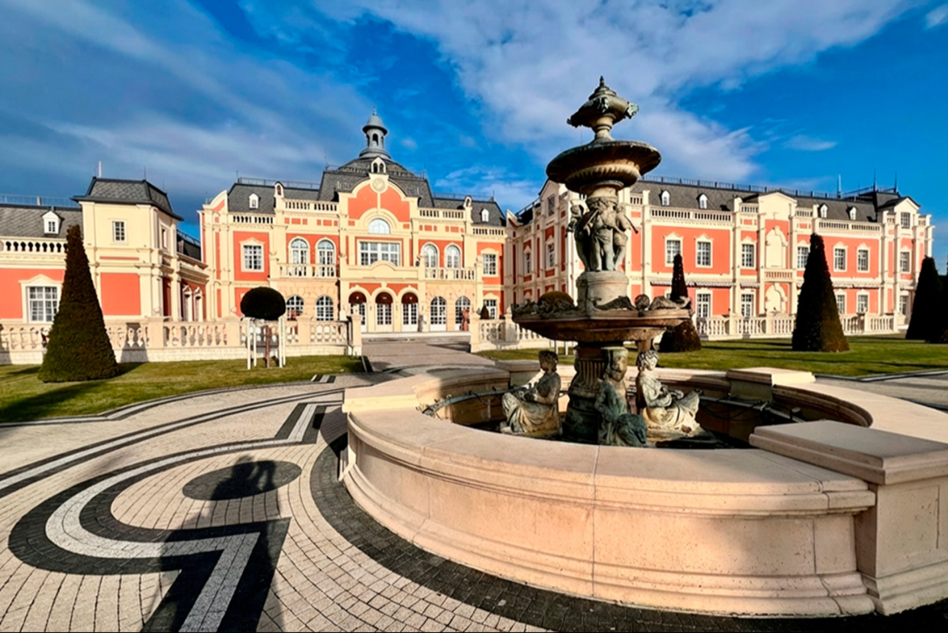 Изображение галереи