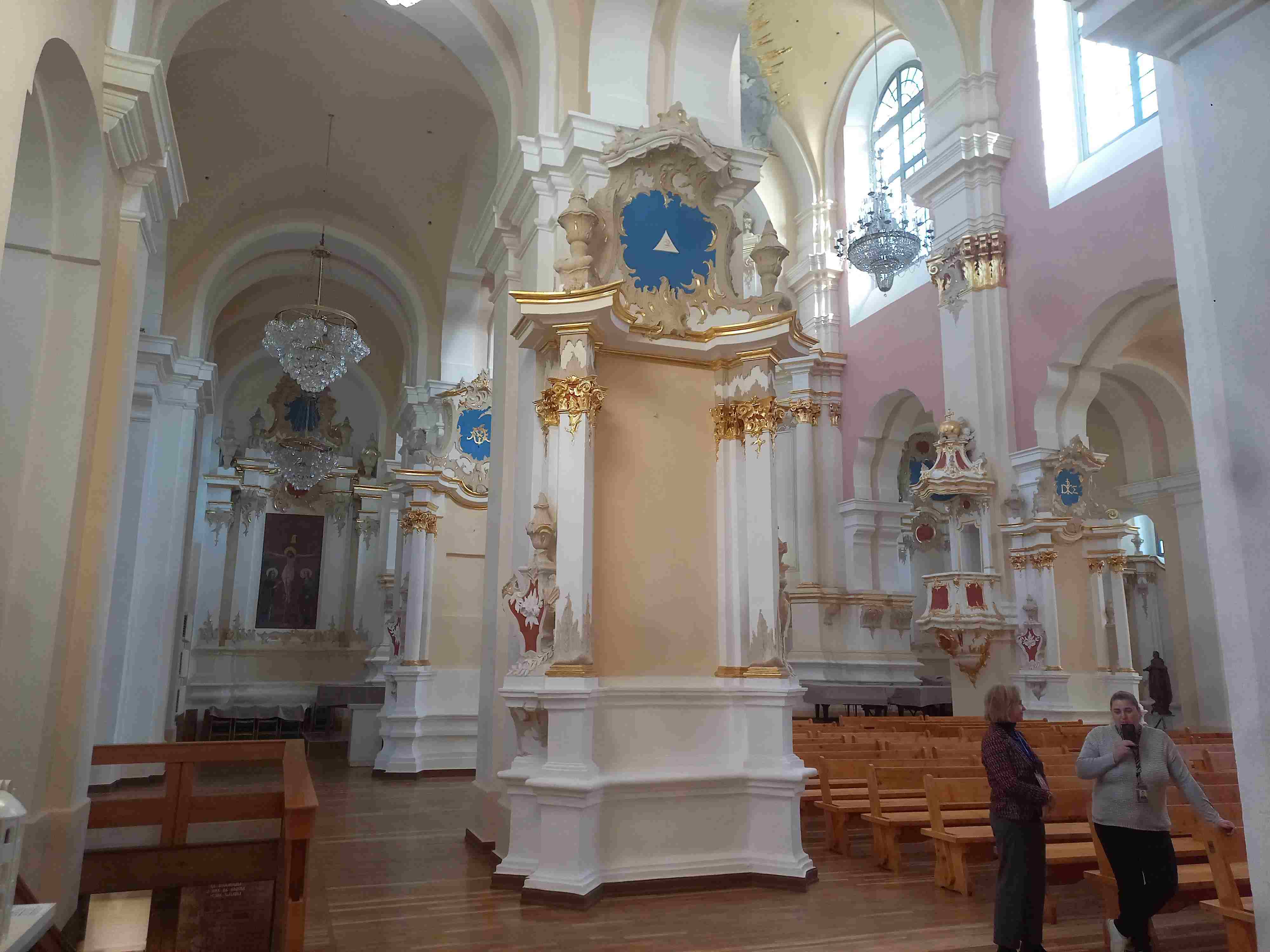 Изображение галереи