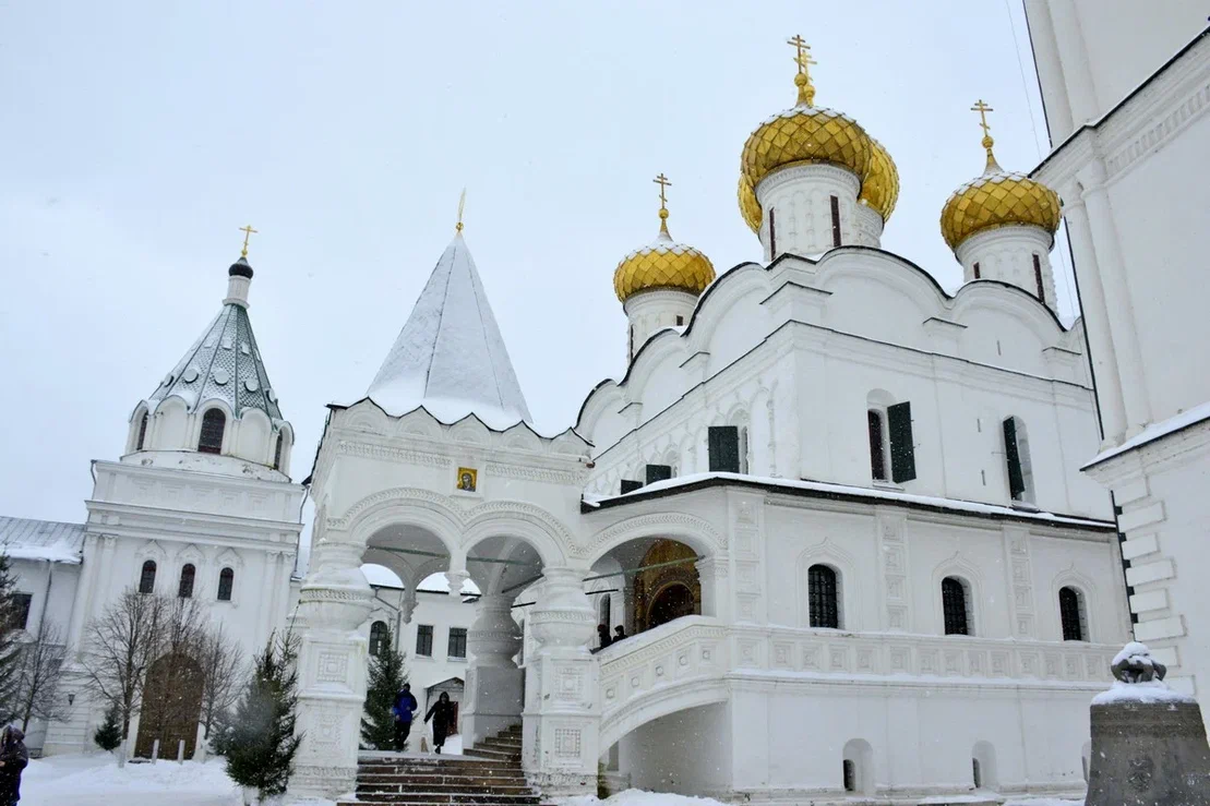 В Кострому с ветерком на "Ласточке" (3 дня, ж/д + автобус)
