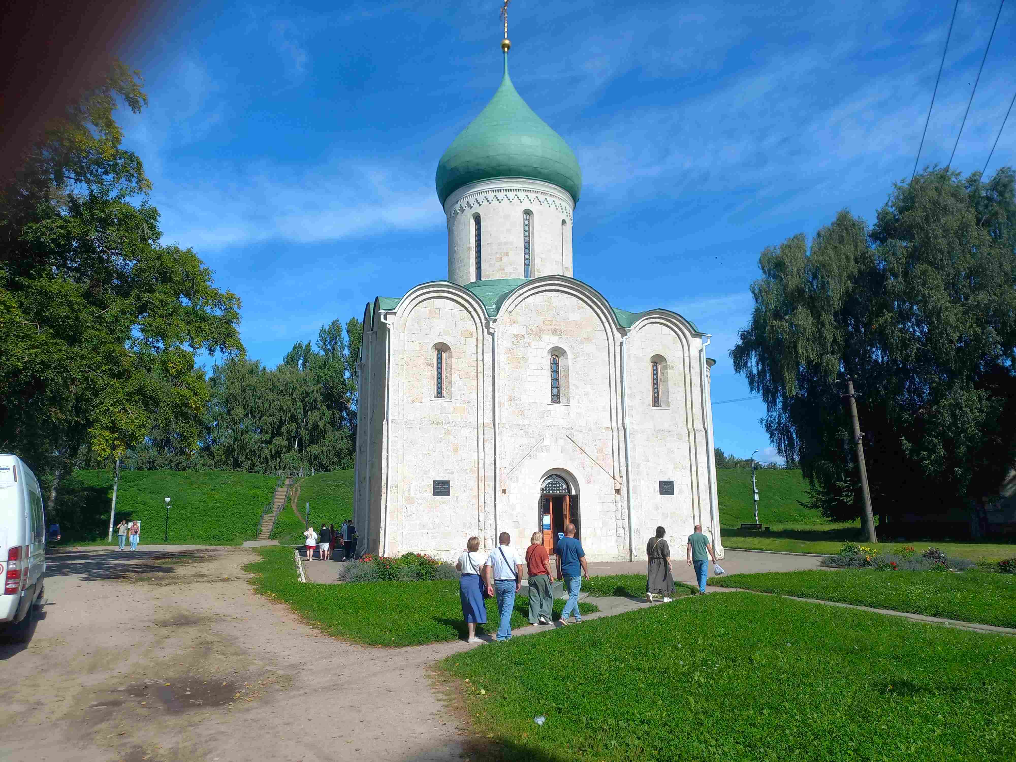 Изображение галереи
