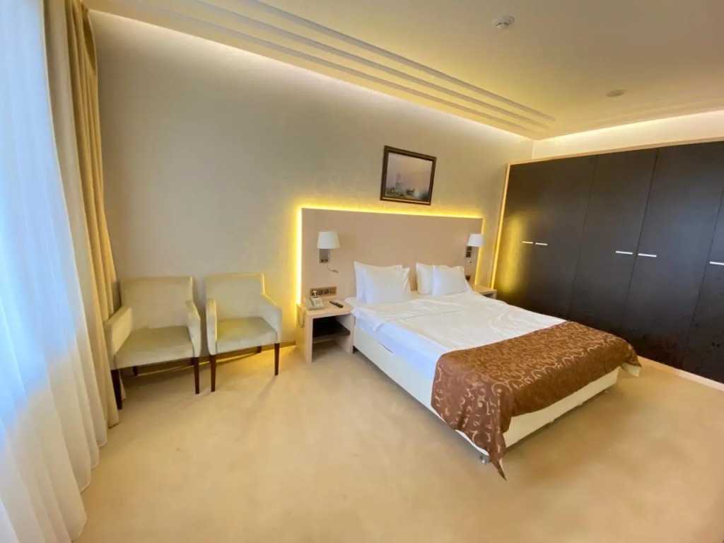 Изображение галереи